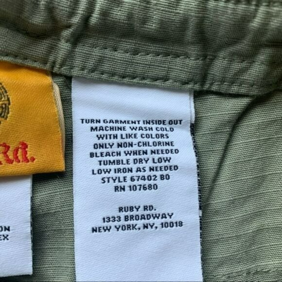 Ruby rd womens size 14 casual green cargo short with elastic waistband - Picture 4 of 7